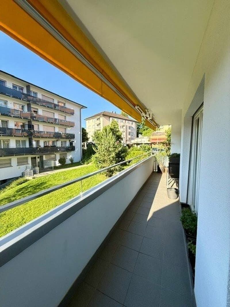 93004_-_balcon_..jpg
