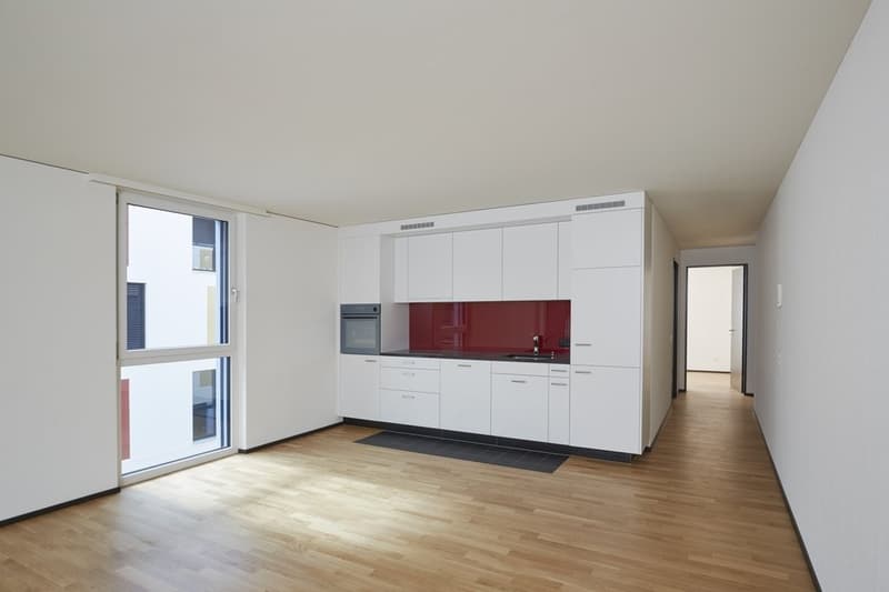 4524.02.0203_Wohnzimmer_Ansicht_Richtung_Kueche.jpg