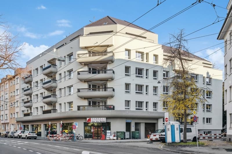 Aussenansicht_Liegenschaft.jpg