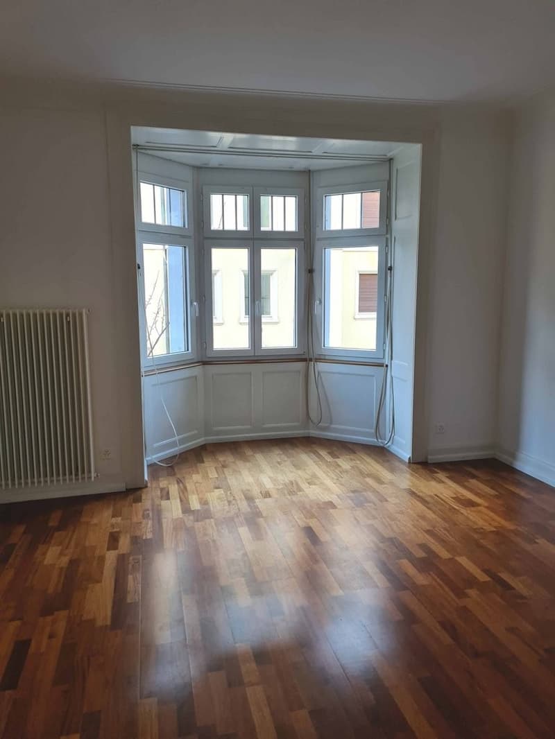 Well-maintained old building apartment in the popular St. Johanns quarter (2)