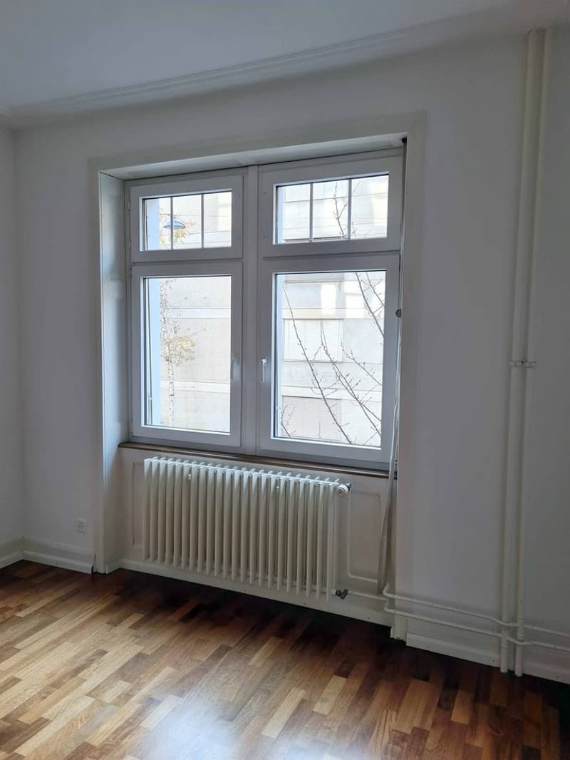 Well-maintained old building apartment in the popular St. Johanns quarter (3)