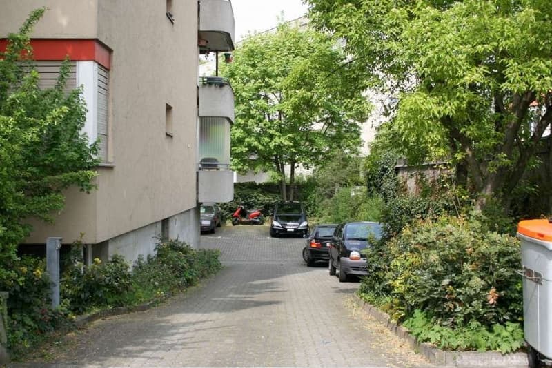 Parkplatz Einfahrt