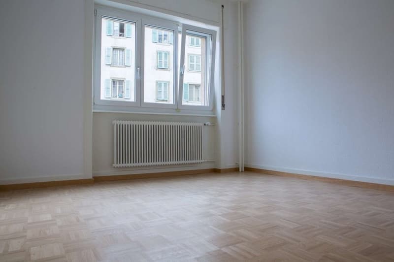 Close to the city center and Fribourg train station! (4)