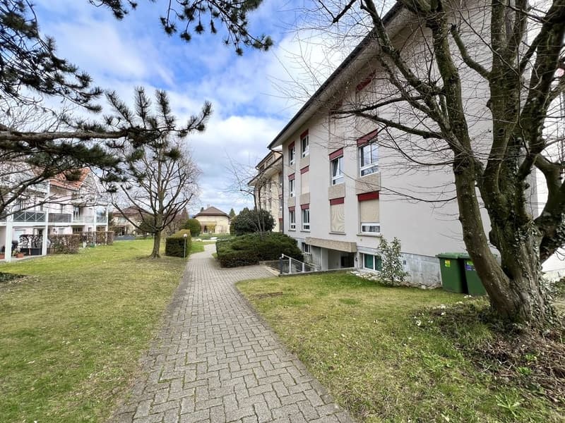 Ampio appartamento a Kehrsatz (1)