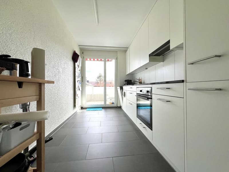 Ampio appartamento a Kehrsatz (2)