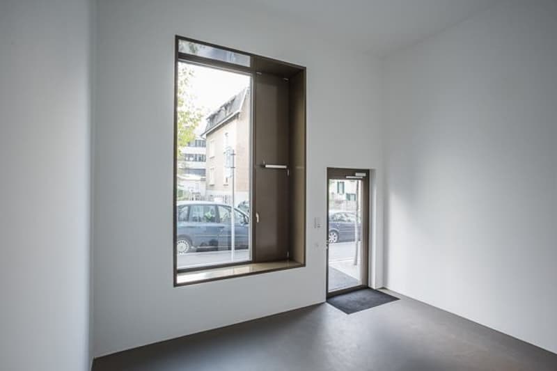 A residential studio with a certain something (7)
