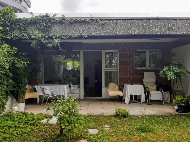 Charmantes Bungalow mit Garten (1)