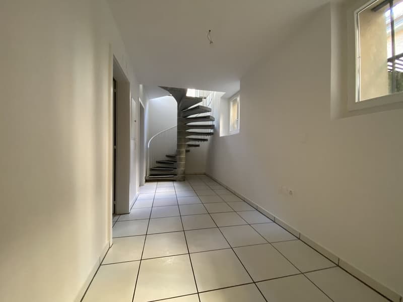 Moderne Wohnung im Länggass-Quartier (8)