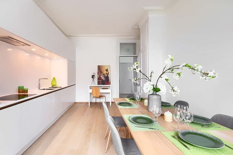 Cuisine design ouverte sur la salle à mange