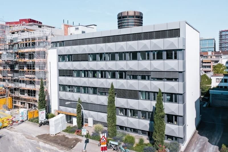 F_1701_Peter_Merian-Strasse_54_6.JPG