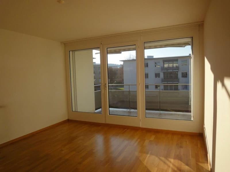 Gemütliche 3-Zimmer-Wohnung in Dübendorf zentral gelegen (6)