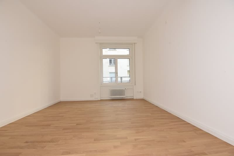 7936.02.0203_bureau_3.png