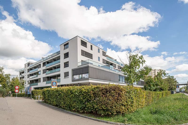 Commercial space - Ueberlandhof (2)