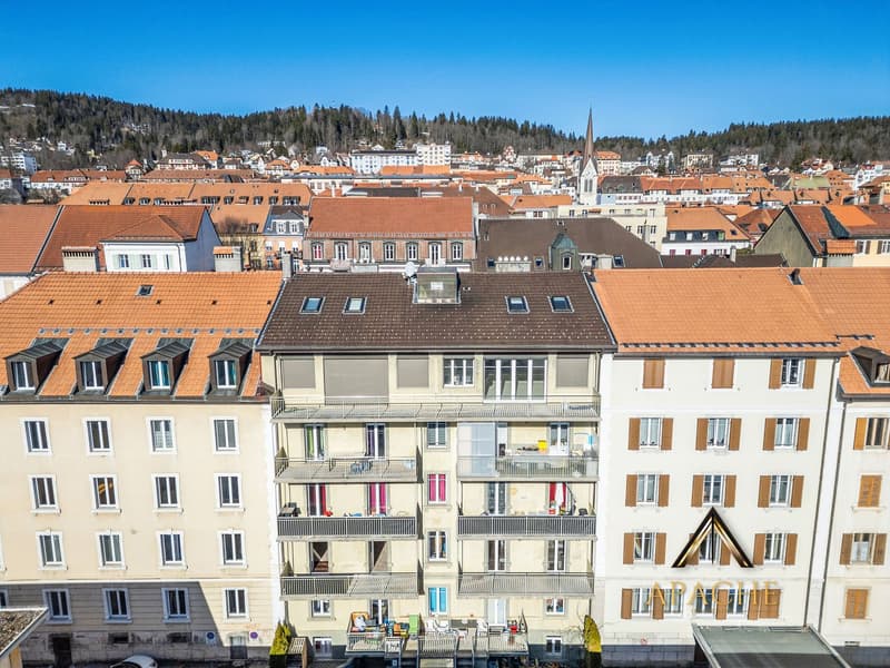 2 + 3.5 pièces ou 5.5 pièces avec grand balcon ? A vous de choisir ! (21)