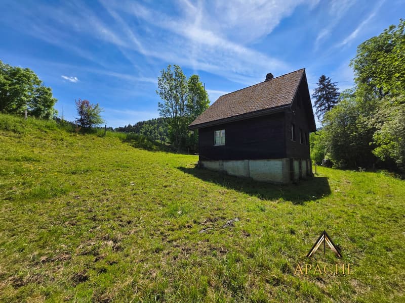 Chalet en pleine nature destiné à une société locale, un club ou une association (16)