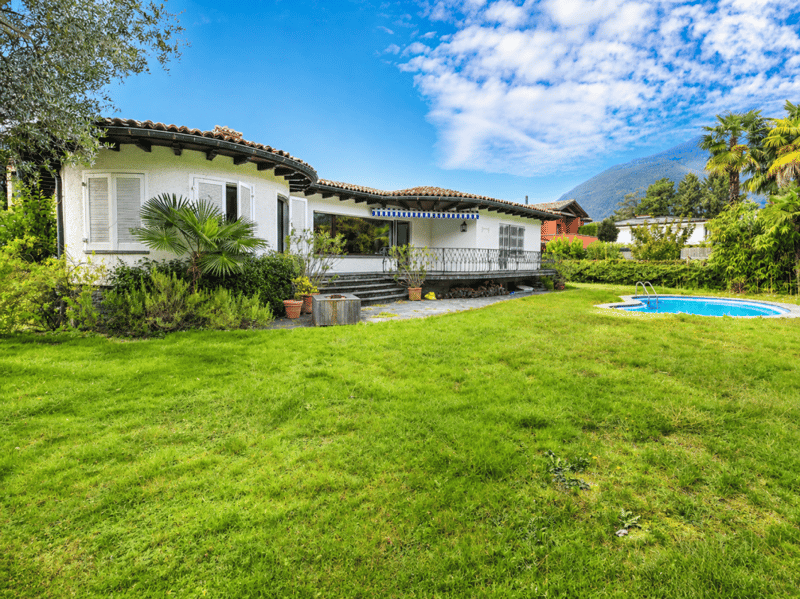Mediterrane Villa mit Pool im Herzen von Ascona (8)