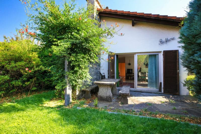 Charmantes Einfamilienhaus mit Garten an zentraler Lage (3)