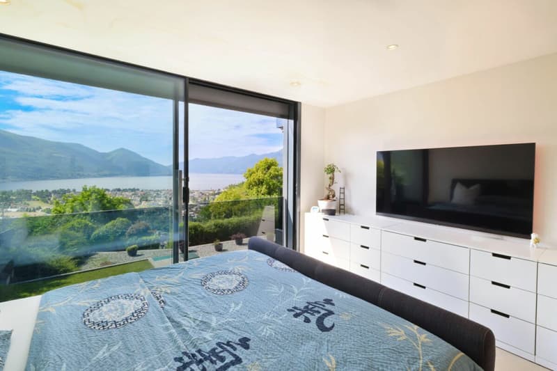Moderne 3.5 Zi.-Wohnung mit Aussenpool und Seesicht (6)