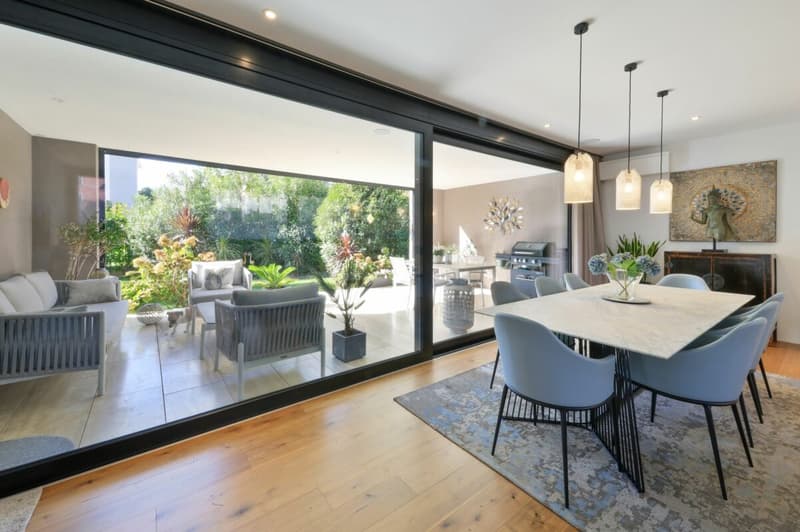 Moderne und zentrale 4.5 Zi.-Gartenwohnung mit Pool (2)