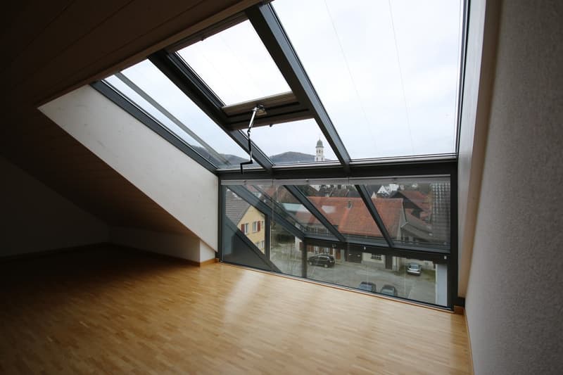 Schöne Maisonette-Wohnung in Zentrum von Frick zu vermieten (1)
