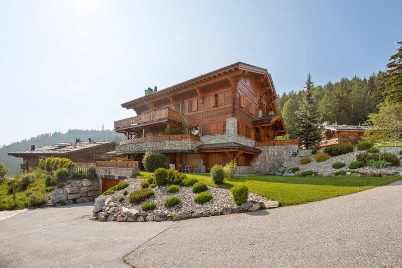 Eleganza alpina al pianterreno - Giardino e terrazza privati (11)