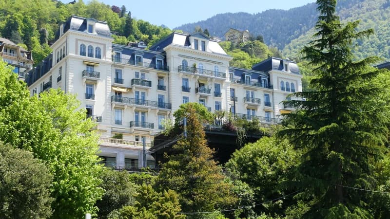 Appartamento in stile Belle-Epoque in un edificio (8)