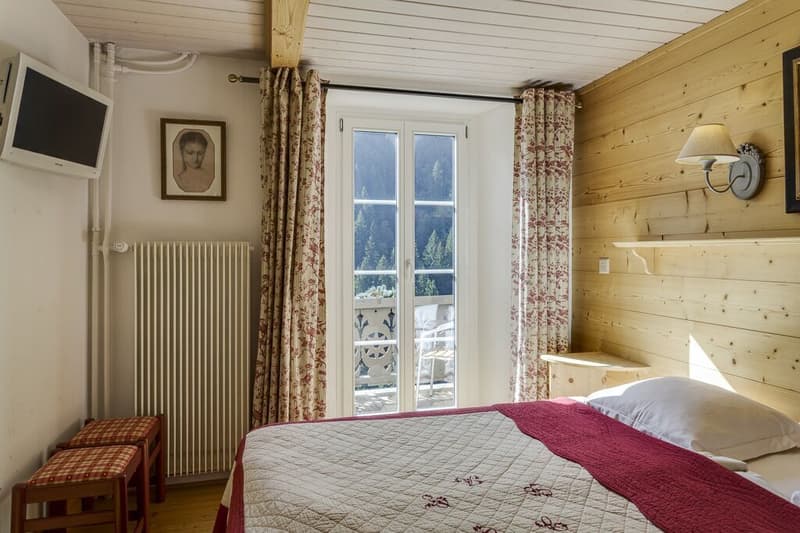 The Grand Chalet of Bovets, renovated with the charm of yesteryear, 14 rooms (10)