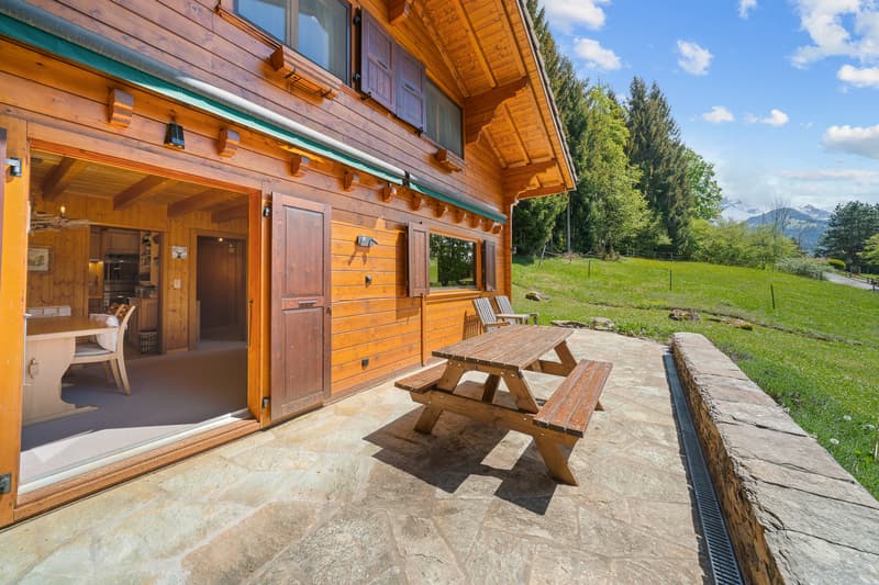 Un refuge alpin au coeur de la nature - clairière privée & art de vivre alpin Animaux alpins devant la fenêtre au quotidien ! (8)