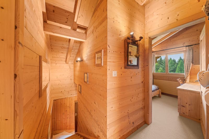 Un refuge alpin au coeur de la nature - clairière privée & art de vivre alpin Animaux alpins devant la fenêtre au quotidien ! (10)