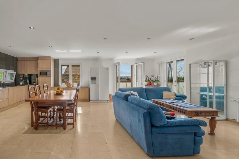 Beautiful individual house in a quiet and residential area (5)