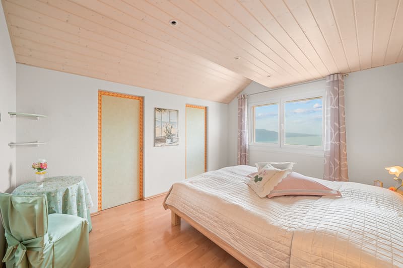 Architekten-Villa - eine Oase der Ruhe mit Blick auf den Genfersee (10)