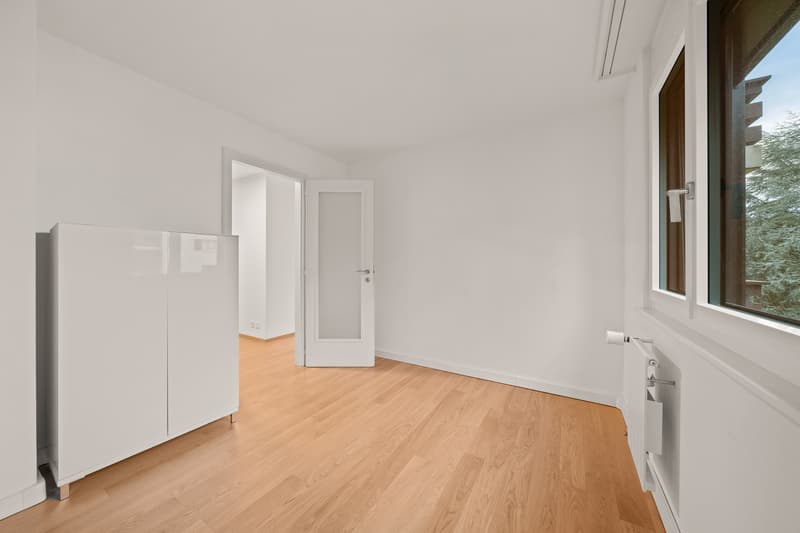 Einzigartige Gelegenheit geräumige Wohnung in einer friedlichen Umgebung mit Seeblick (11)