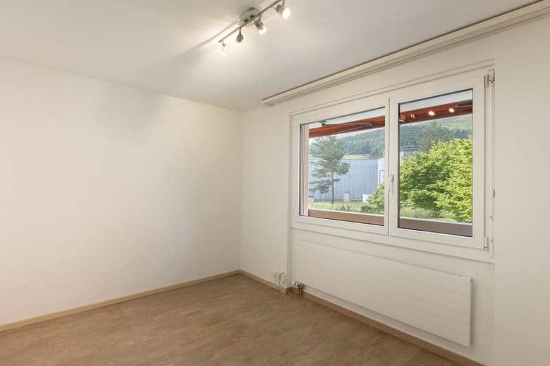 Attractive 3.5-room apartment in Ennenda (10)