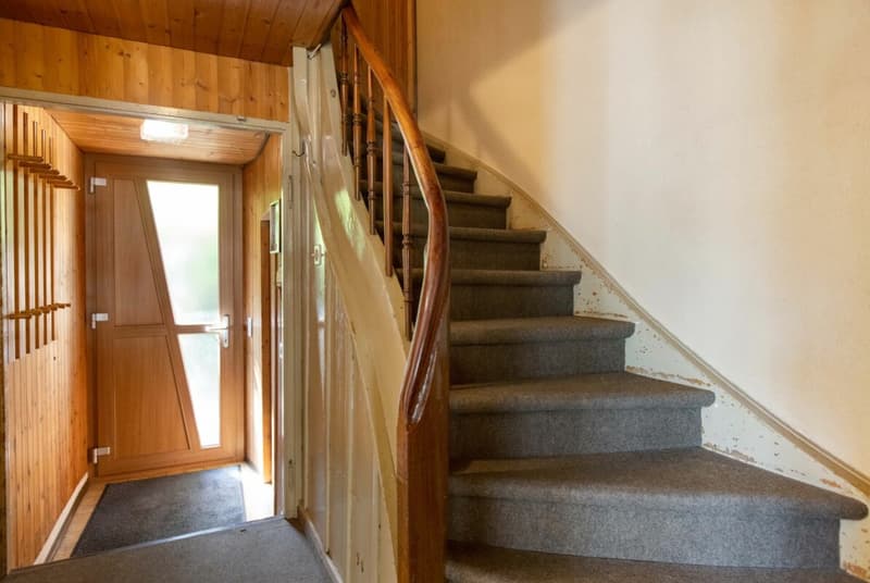 Casa a schiera affascinante con giardino spazioso a Diesbach (4)