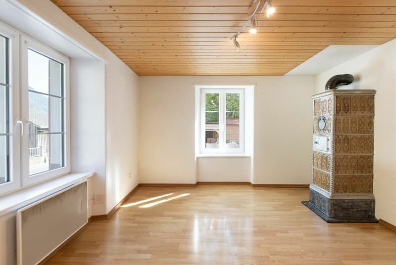 Casa a schiera affascinante con giardino spazioso a Diesbach (2)