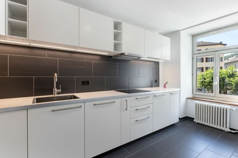 Modern 2.5-room city apartment in a central location (2)