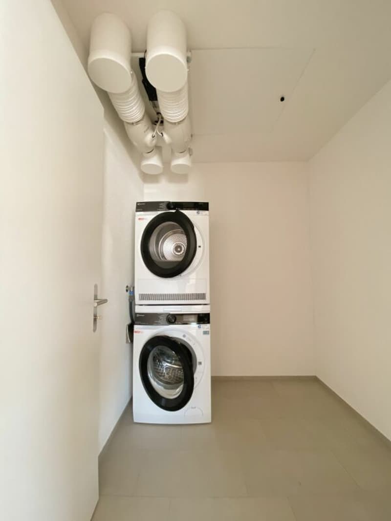 Erstvermietung: Moderne 2.5-Zimmer Attika-Neubauwohnung (6)