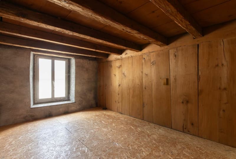 Grosszügiges Einfamilienhaus an naturnaher Lage (9)