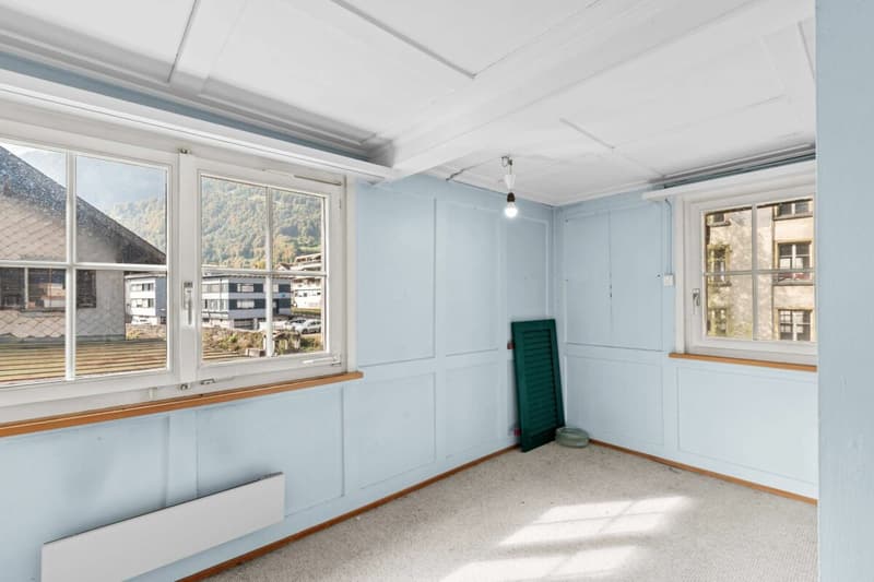 Sanierungsbedürftiges Reiheneckhaus mit Schopf an der Linth (9)