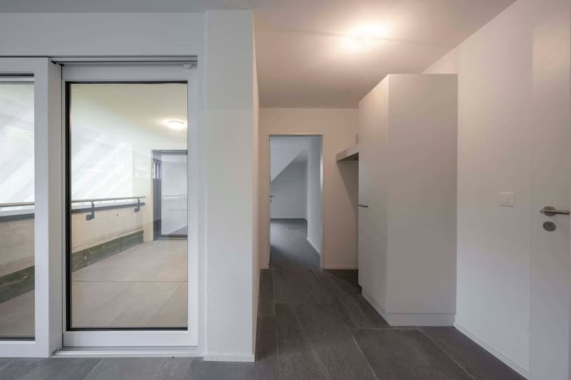 Ihr neues Zuhause in Bottenwil: 2.5-Zimmer-Wohnung mit privater Loggia (5)