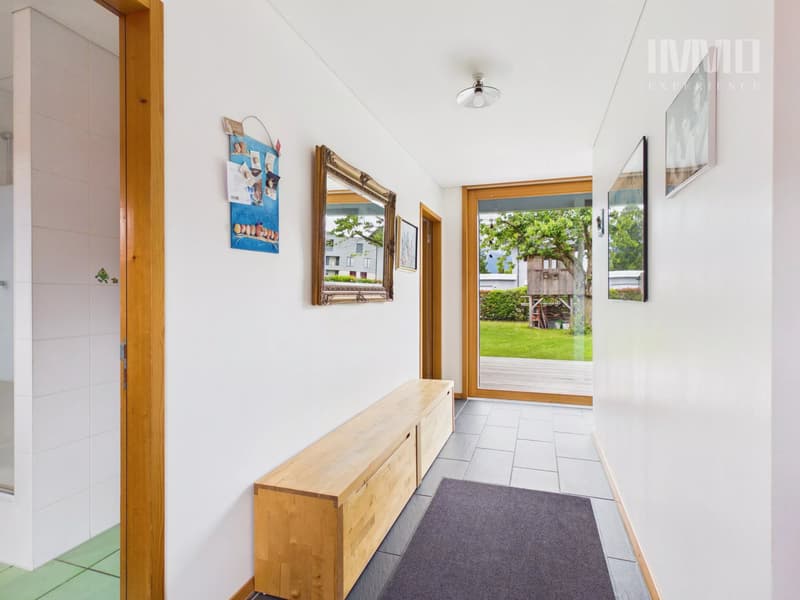 Architect-designed single-family home (13)