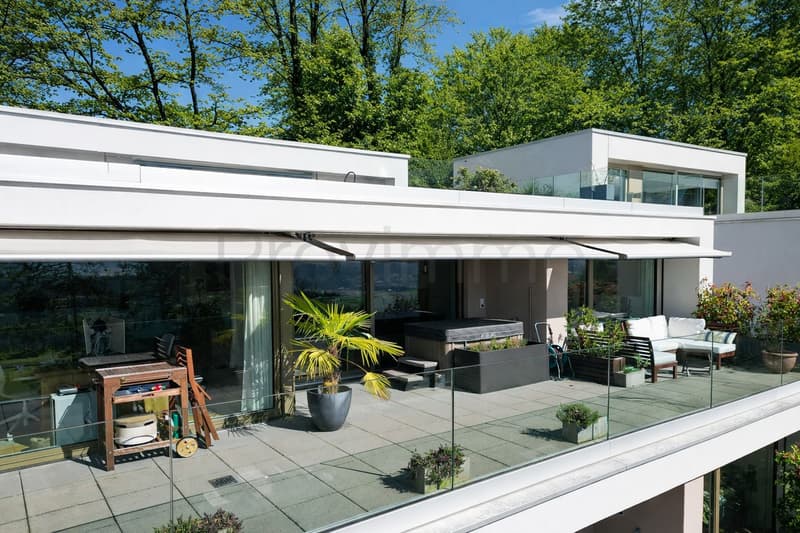 Luxury, location, and lifestyle perfectly combined (4)
