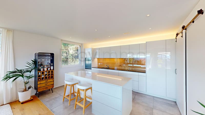 Luxury, location, and lifestyle perfectly combined (14)