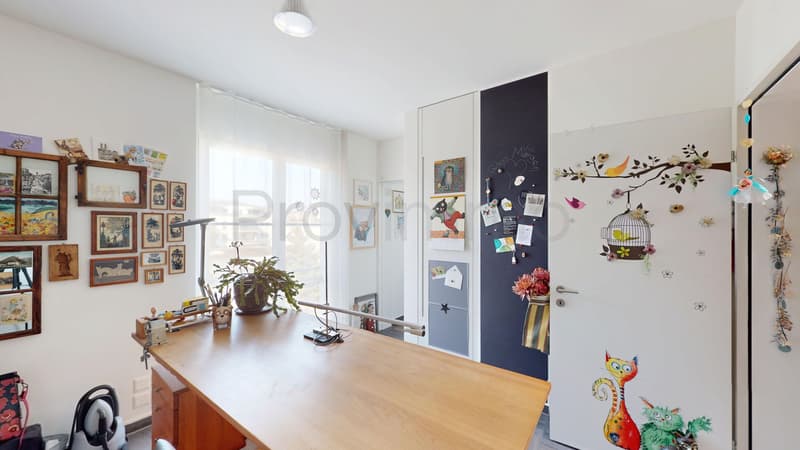 Renovated apartment in the heart of Aarau (21)