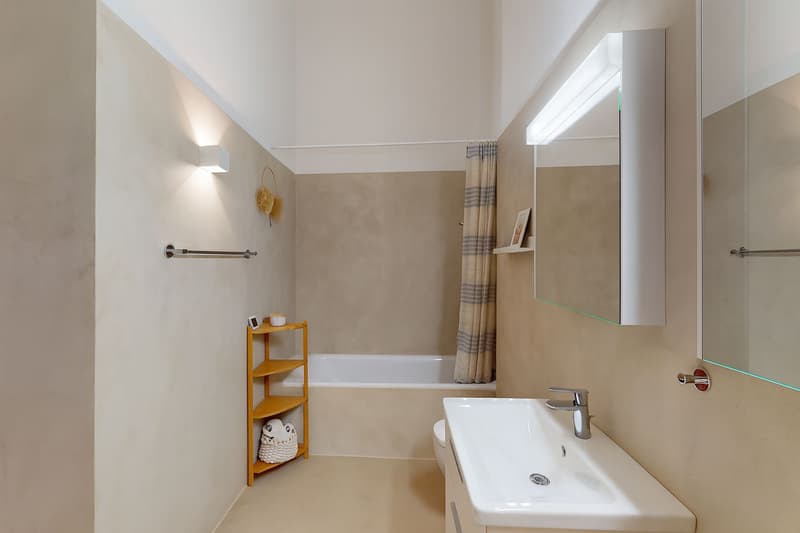 Grosszügige 4.5-Zimmer-Dachwohnung mit 18 m² Terrasse (13)