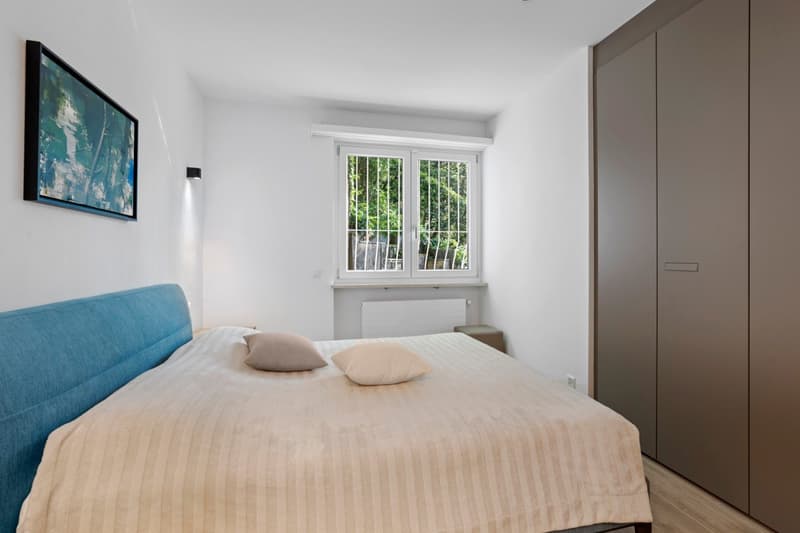 Montagnola – EXKLUSIVE 3,5-ZIMMER-WOHNUNG IN EINER VILLA MIT NUR 4 EINHEITEN, EINE DESIGN-OASE IM GRÜNEN (10)