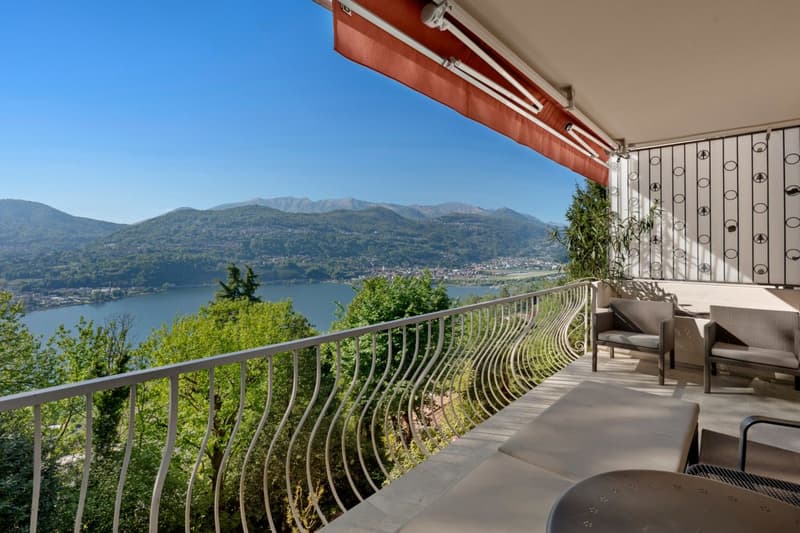 Montagnola – EXKLUSIVE 3,5-ZIMMER-WOHNUNG IN EINER VILLA MIT NUR 4 EINHEITEN, EINE DESIGN-OASE IM GRÜNEN (3)