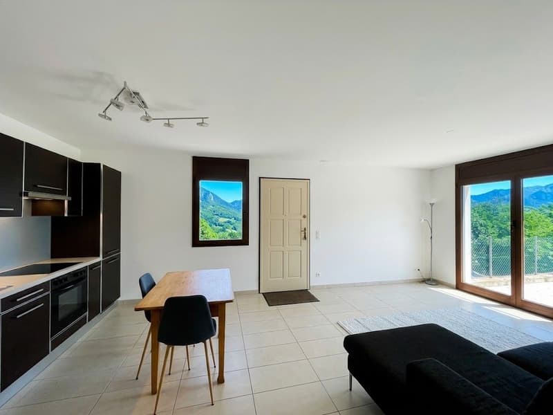 Vernate – 3,5-Zimmer-Wohnung mit privatem Garten und Seeblick (10)