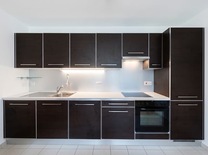 Vernate – 3,5-Zimmer-Wohnung mit privatem Garten und Seeblick (7)