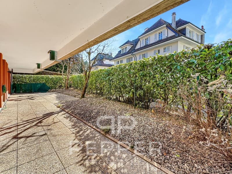 Spacious ground-floor apartment in the heart of Chailly (13)